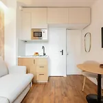 Luxury Studio - Paris Exhibition Park